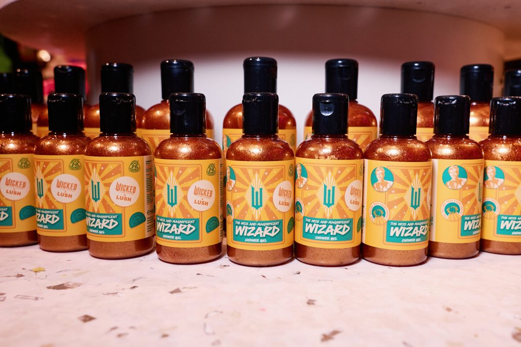 lush-wizard-shower-gel