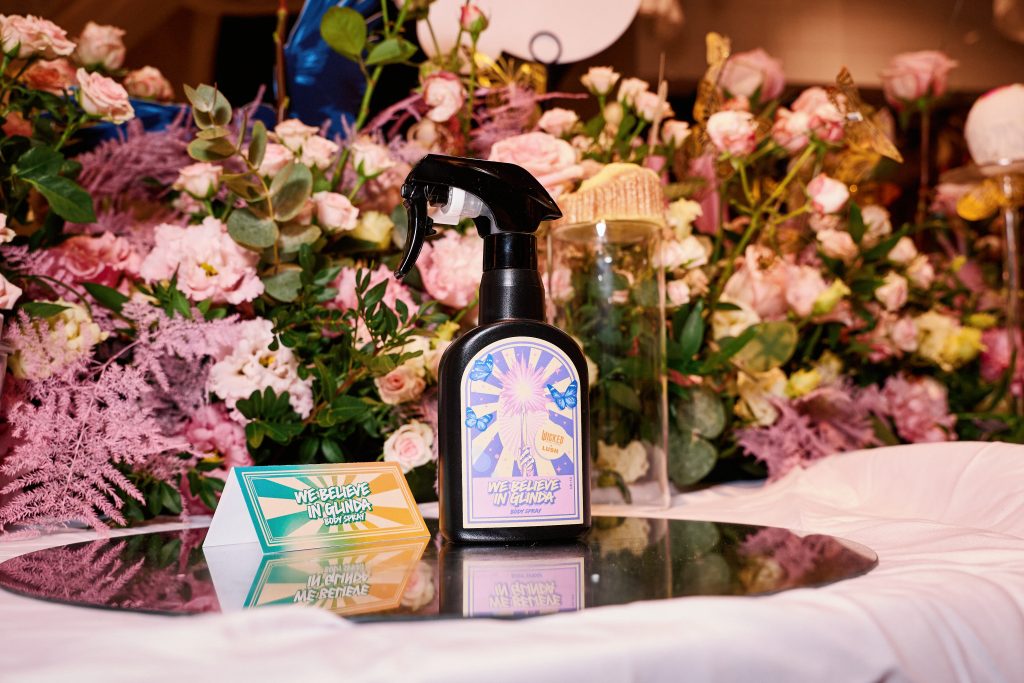 we-believe-in-glinda-room-body-spray