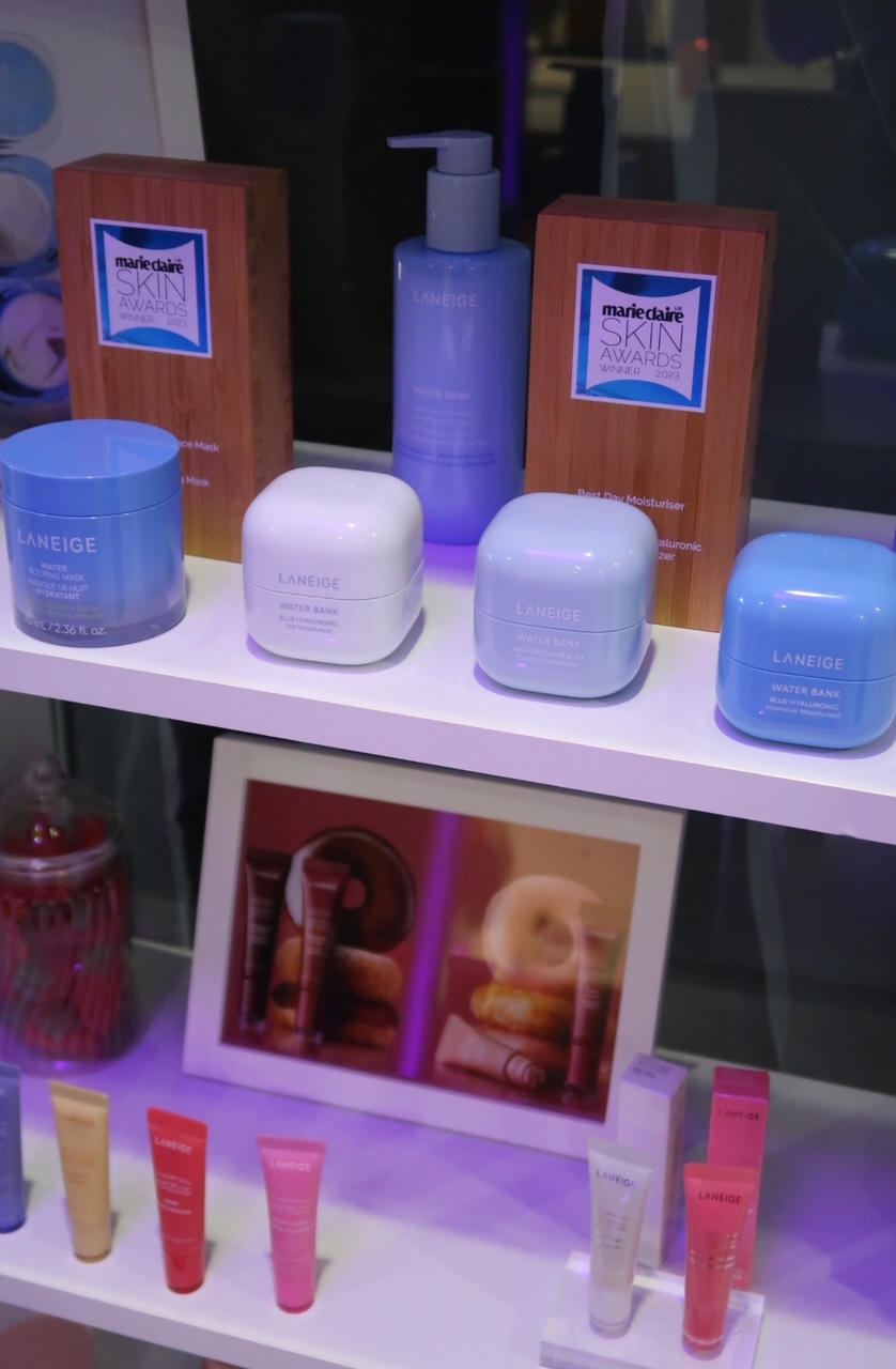 press-agency-showroom